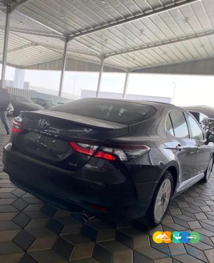 تويوتا كامري 2023 GLE