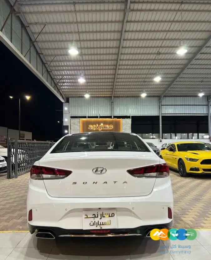 سوناتا موديل 2018 بنزين (( مباعة ))