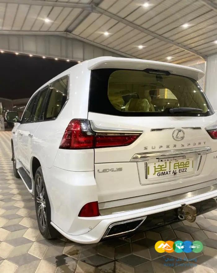 لكزس 2021 بريمي مالك اول
