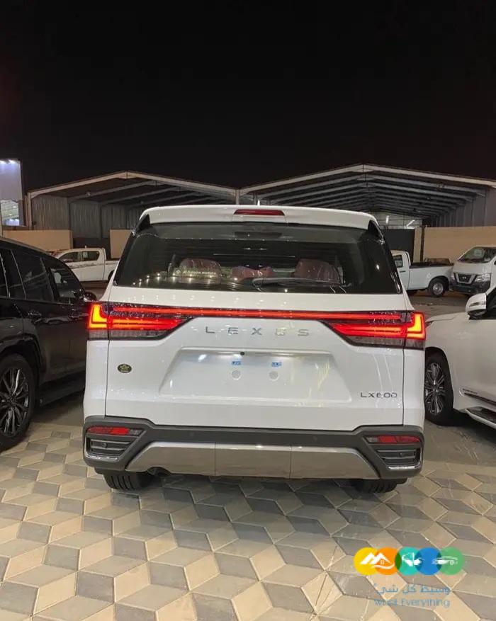 لكزس BB LX 600 فطيمي ابيض داخل جملي 2022