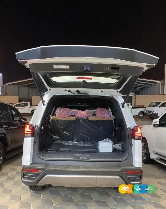 لكزس BB LX 600 فطيمي ابيض داخل جملي 2022