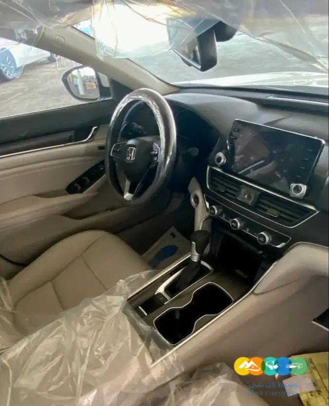 هوندا – أكورد (عرض الصيانة المجانية)