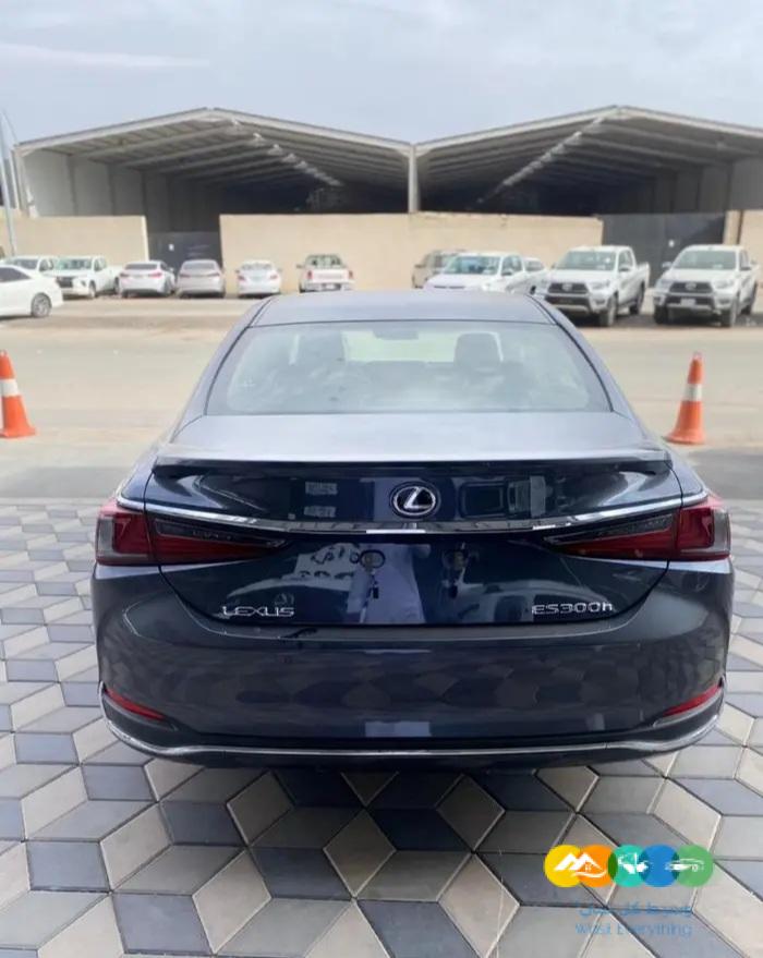لكزس 2023 HA – ES300 هايبرد