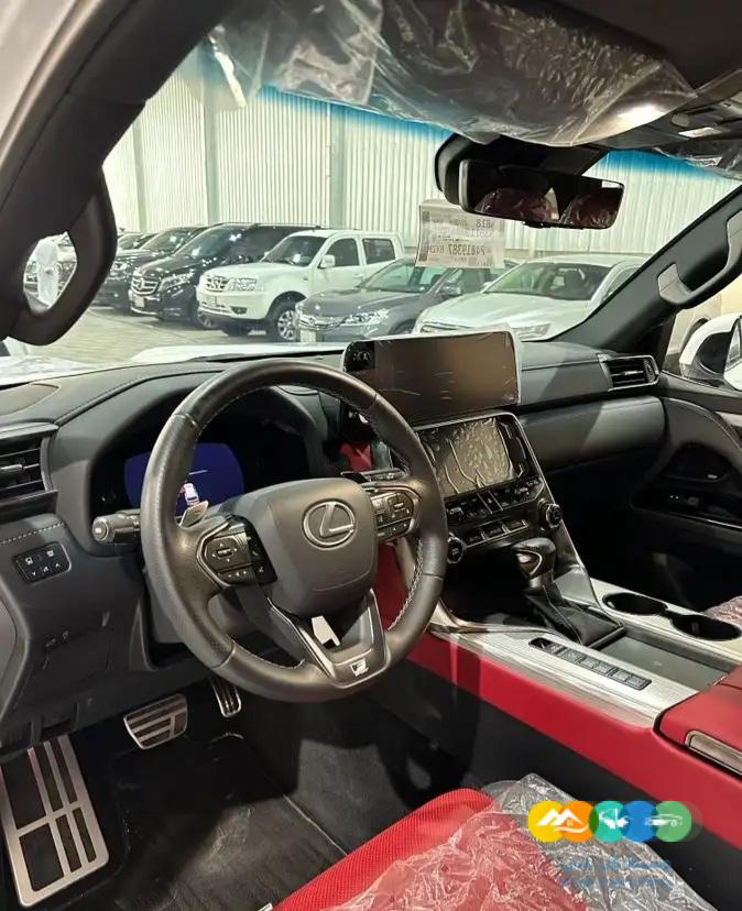 لكزس LX600 اف سبورت فل كامل (( تم البيع ))