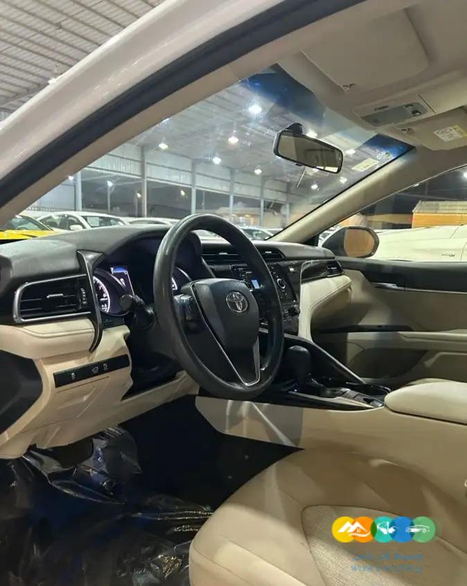 كامري LE موديل 2019 (( مباعة ))