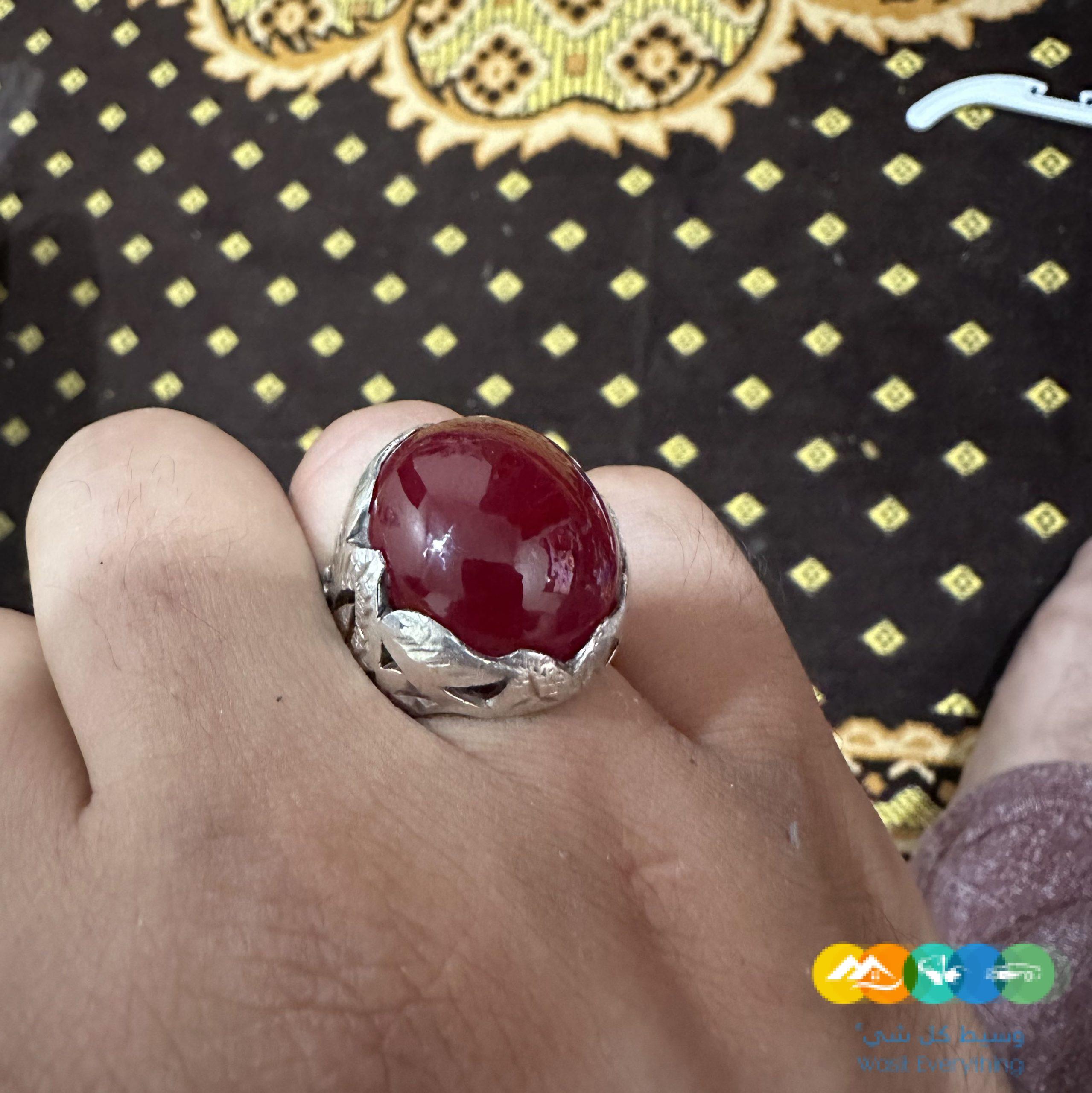 فضه تقيله ٩٢٥ بحجر الياقوت التايلندي النادر