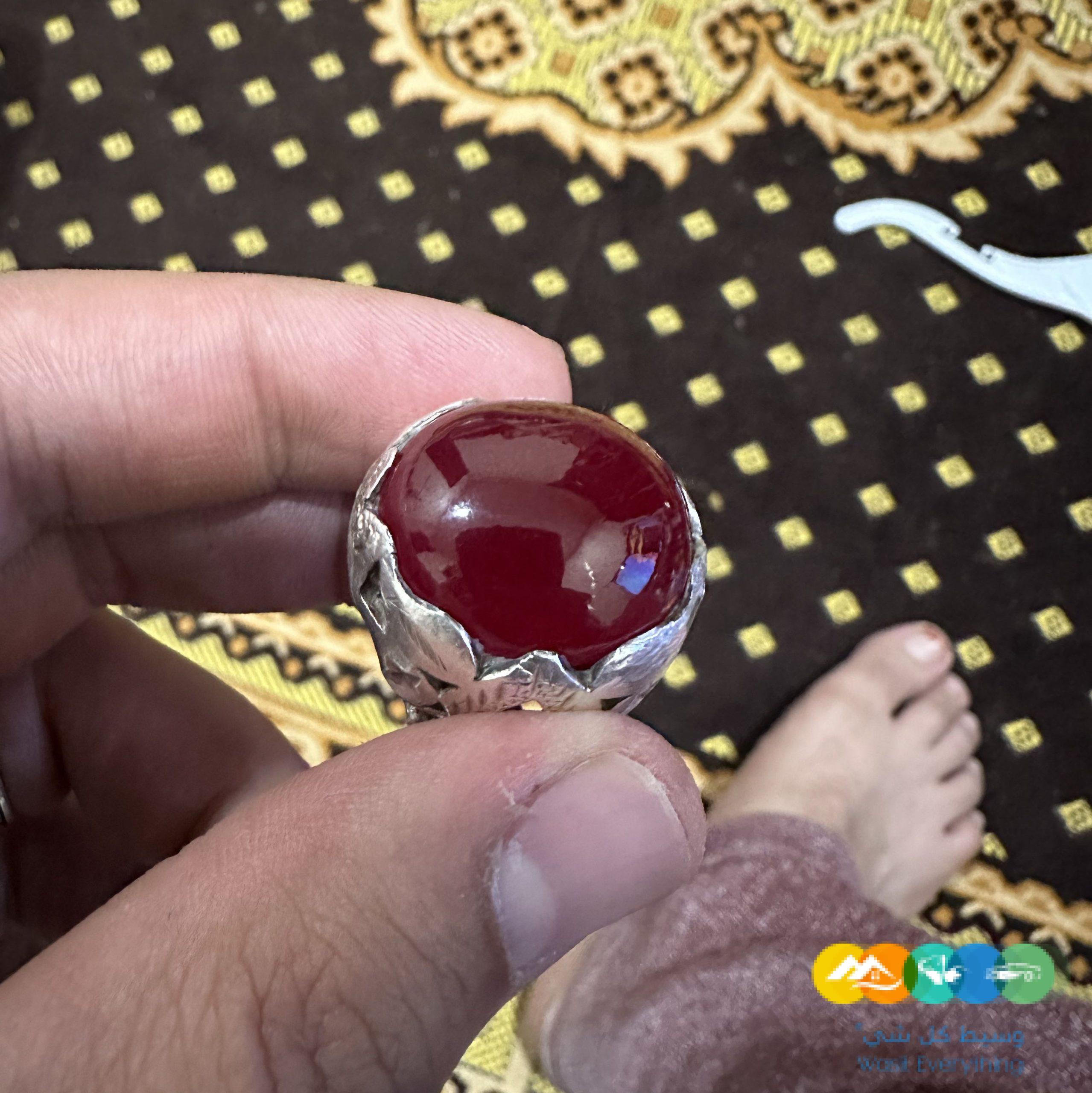 فضه تقيله ٩٢٥ بحجر الياقوت التايلندي النادر