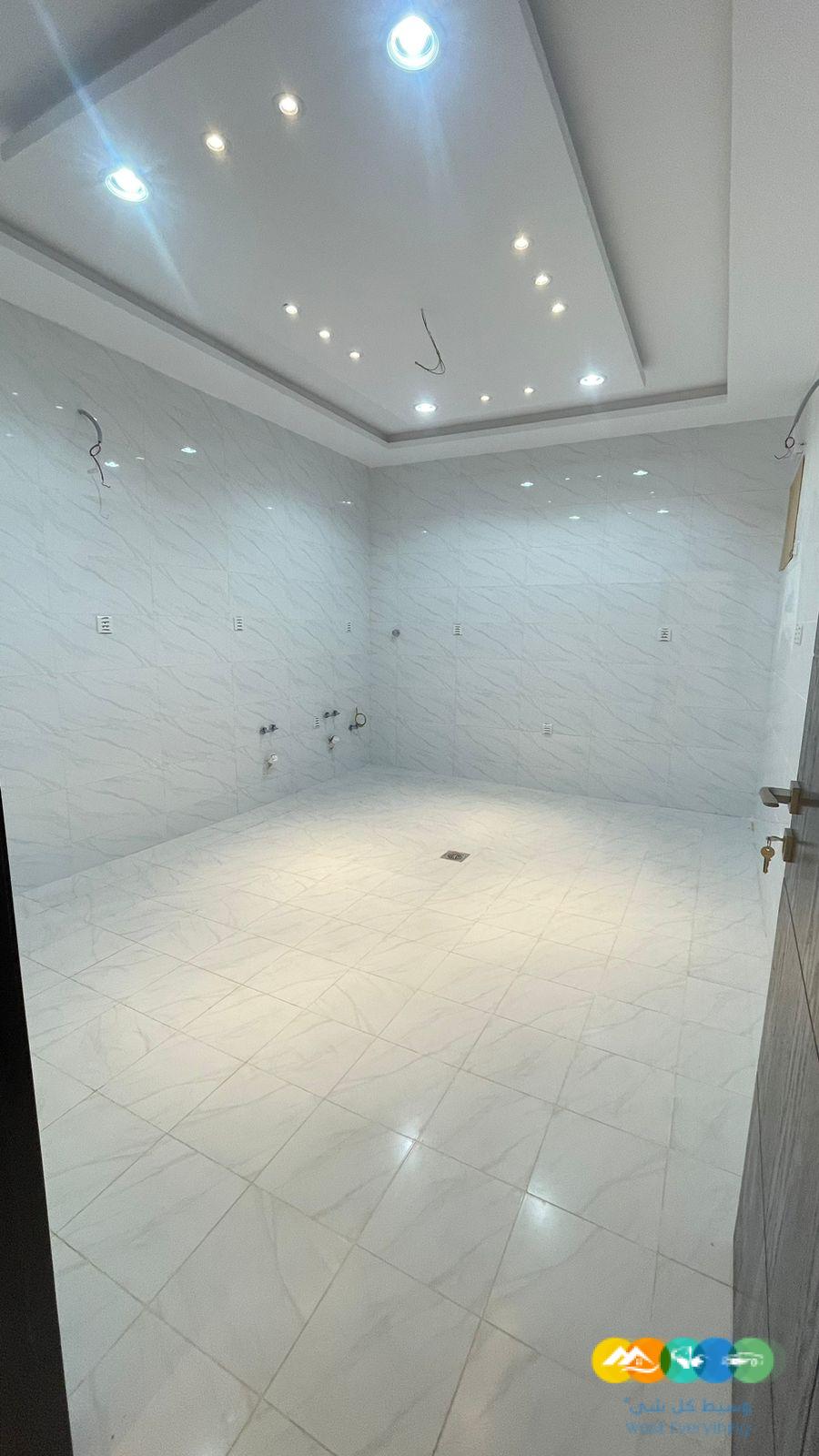 شقه خمس غرف نص دور ي السلامة للتمليك