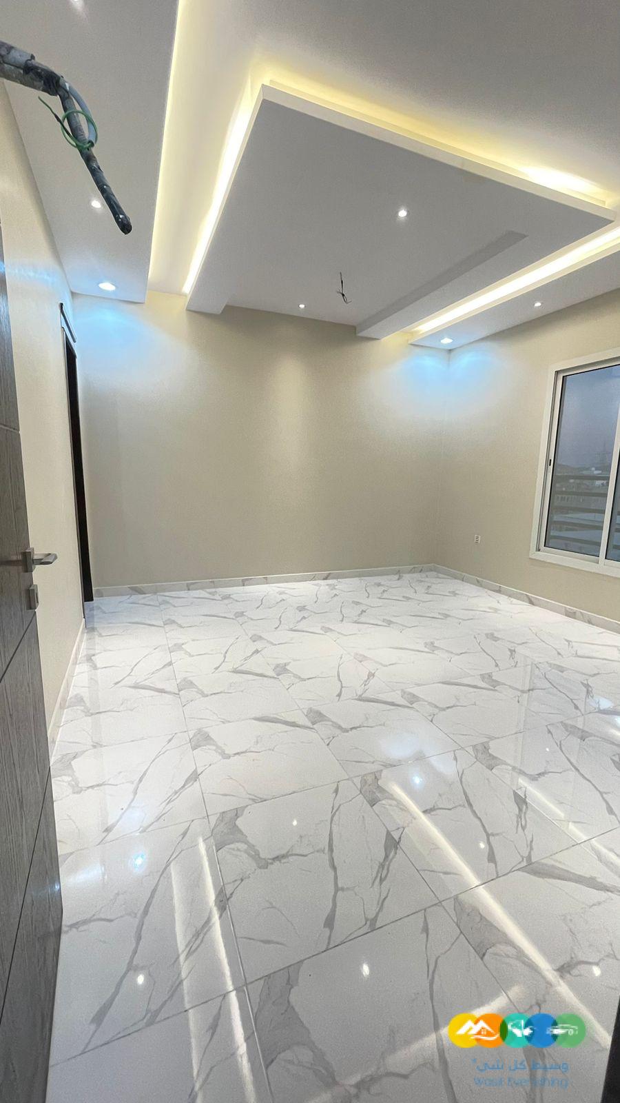 شقه خمس غرف نص دور ي السلامة للتمليك