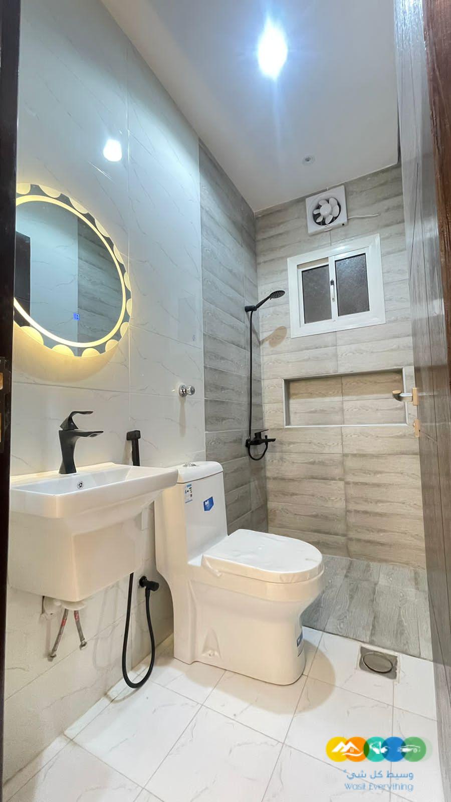 شقه خمس غرف نص دور ي السلامة للتمليك