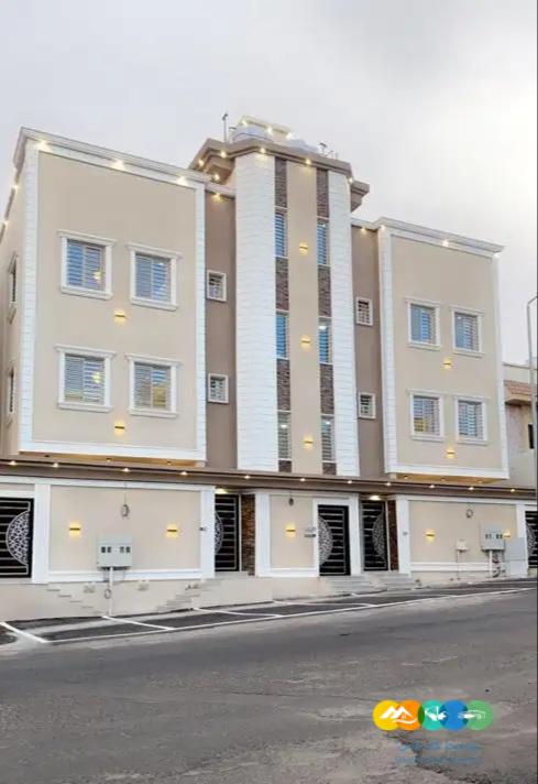 شقق علويه وارضيه للبيع خميس مشيط