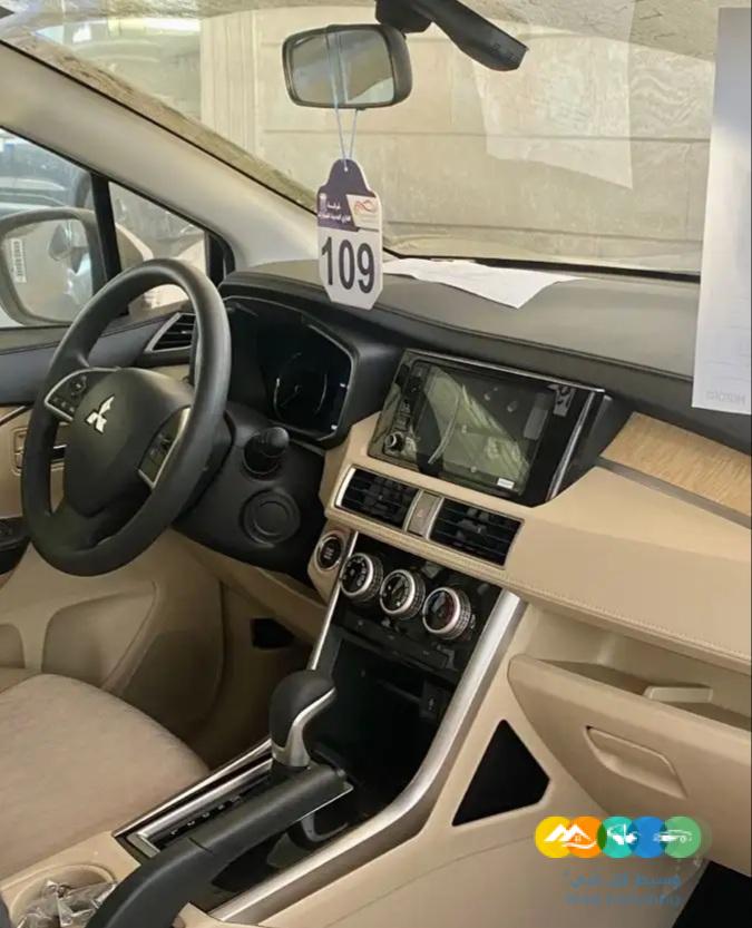 ميتسوبيشي أكسباندر 2023 تضليل مجاني