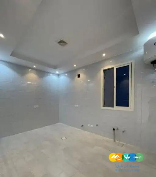 شقق ممتازة للبيع في حي الحزم