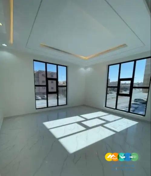 شقق ممتازة للبيع في حي الحزم