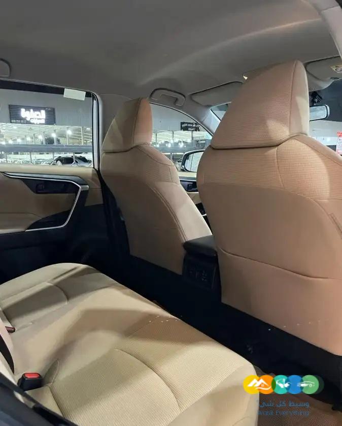 راف فور موديل 2021 (( مباعة ))