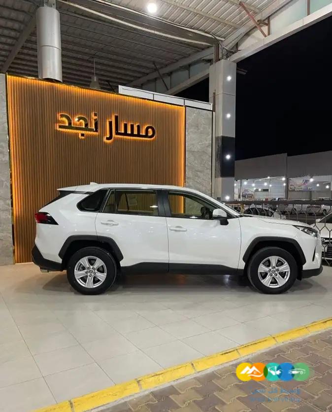 راف فور موديل 2021 (( مباعة ))