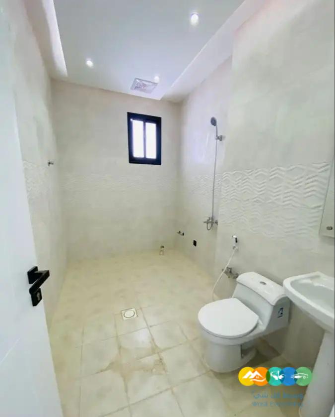 فيلا للبيع والتمليك خميس مشيط حي الواحة