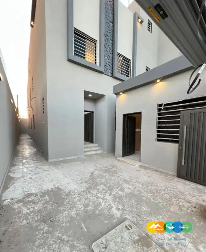 للبيع روفات علويه وادوار ارضية