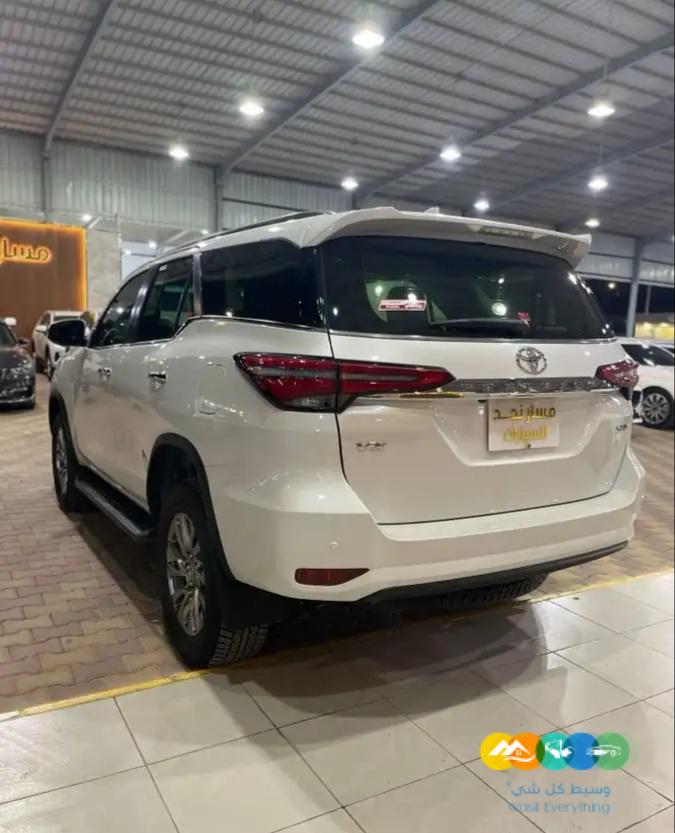 فورتشنر 2023 ديزل بدون رادار (( تم البيع))