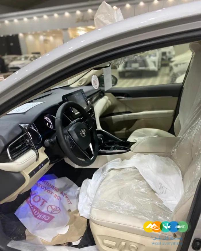 تويوتا كامري GLEX بنزين 2023