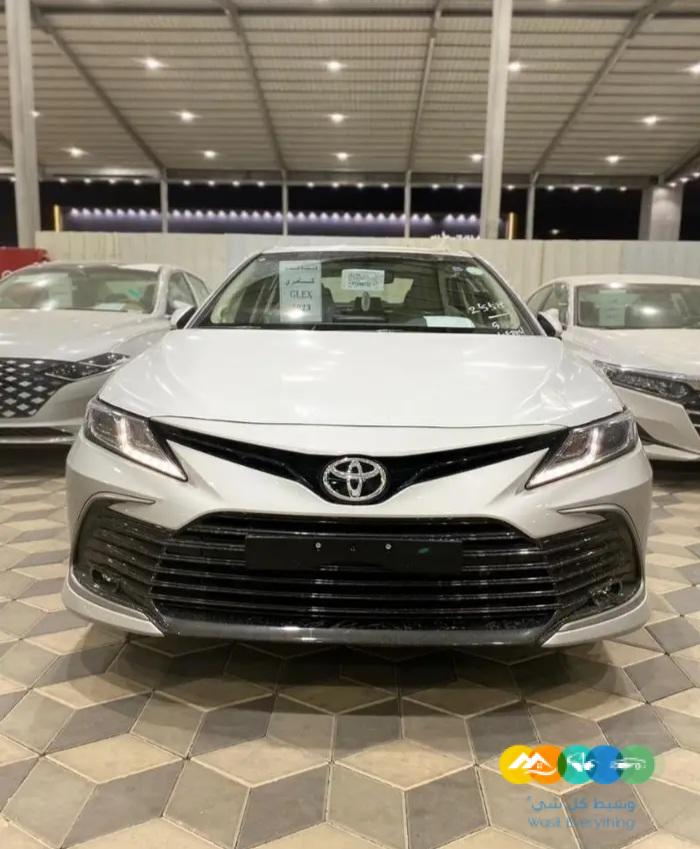 تويوتا كامري GLEX بنزين 2023