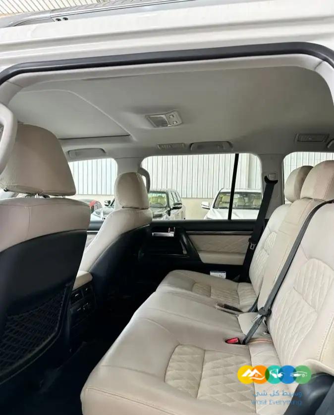 لاندكروزر GXR فل كامل 2021 – V8 (( تم البيع))
