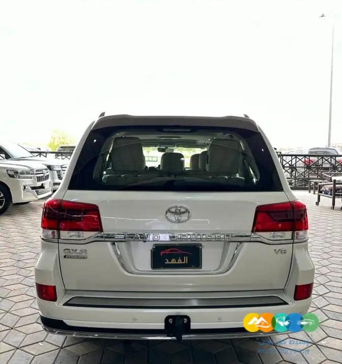 لاندكروزر GXR فل كامل 2021 – V8 (( تم البيع))