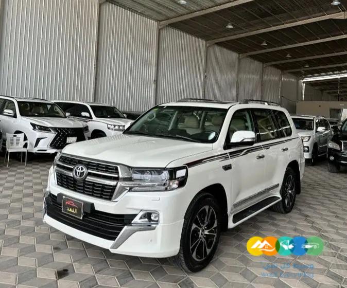لاندكروزر GXR فل كامل 2021 – V8 (( تم البيع))