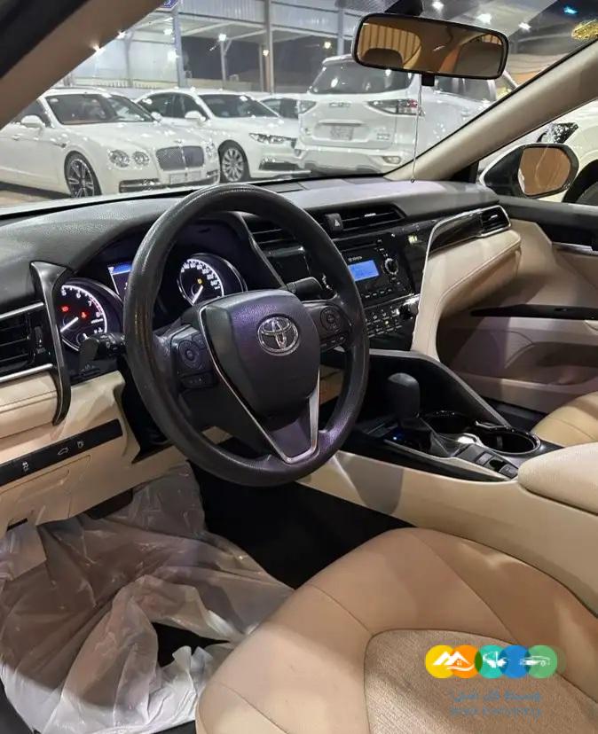 كامري LE موديل 2018 ((( مباعة )))