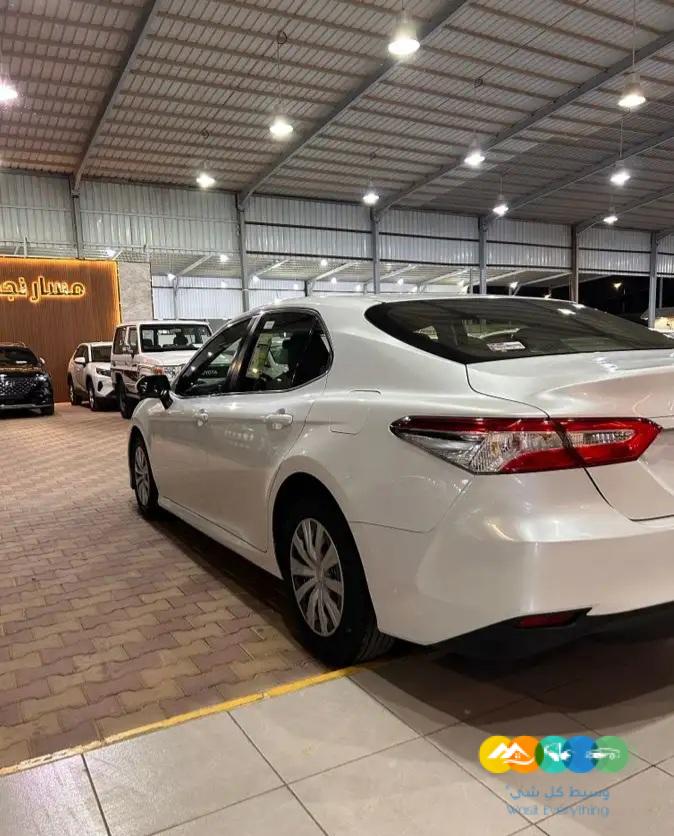 كامري LE موديل 2018 ((( مباعة )))