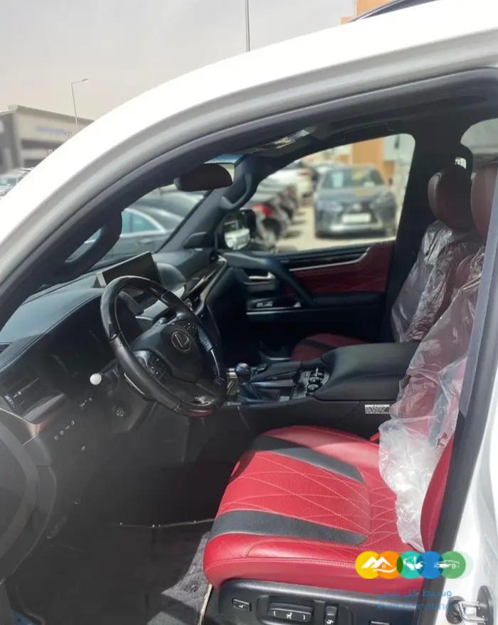 لكزس 2021 بلاك اديشن خليجي