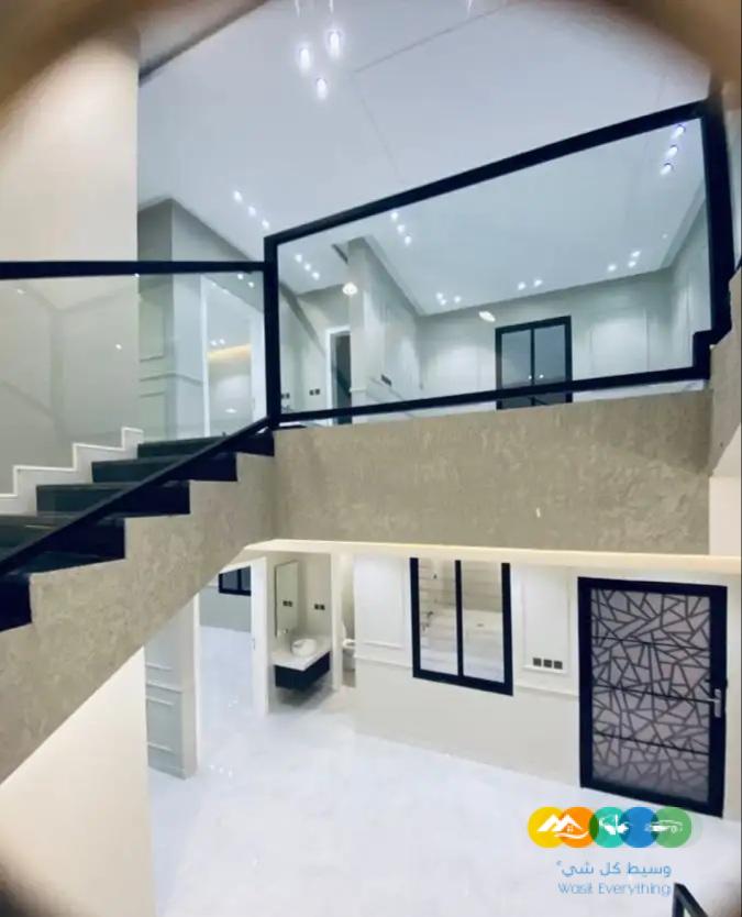 فيلا بالمشارف مساحة 350 م