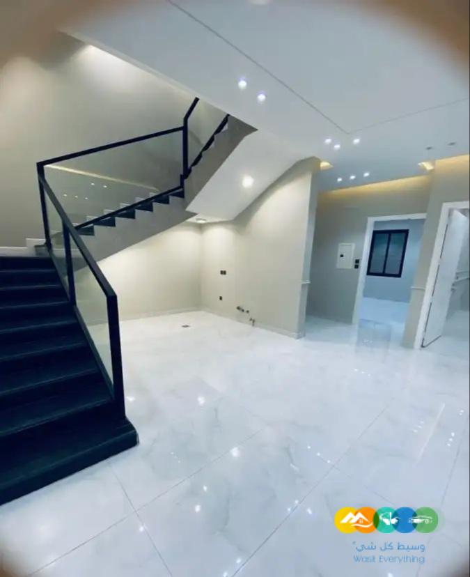 فيلا بالمشارف مساحة 350 م