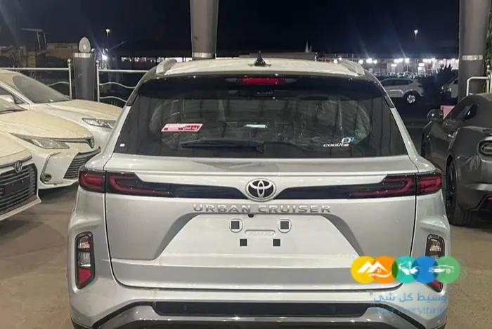 تويوتا اوربان كروز GLX الشكل الجديد 2023