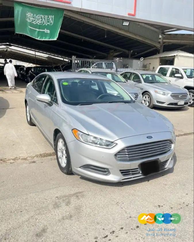 فورد فيوجن 2015 مخزن على الشرط / تم البيع
