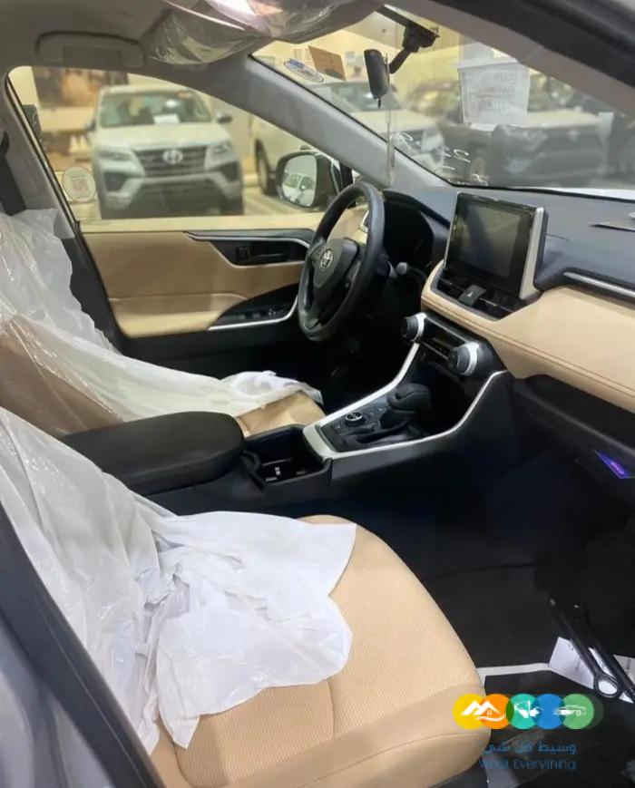 تويوتا راف فور استاندر بدون دبل هايبرد سعودي