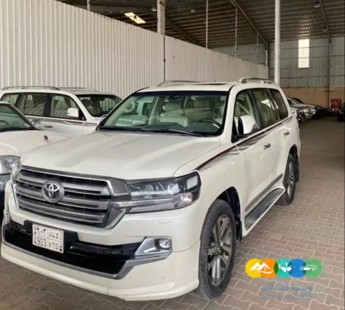 تويوتا لاندكروزر GXR موديل 2019