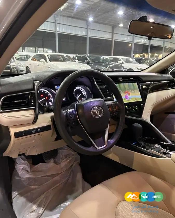 كامري 2019 ستاندر عبداللطيف جميل (( مباعة))