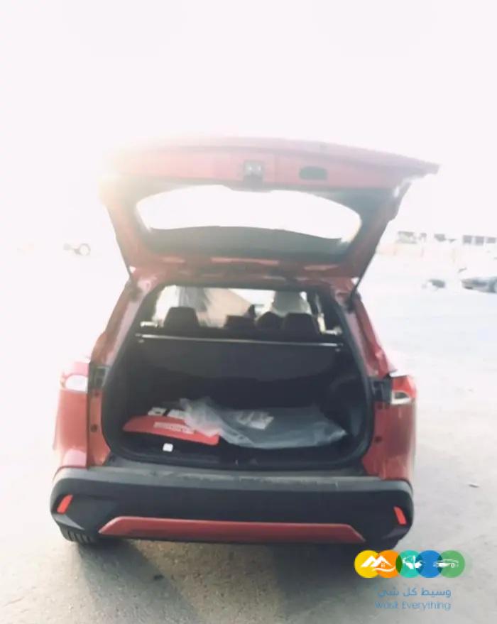 كورولا كروس نص فل فتحه سقف 2023