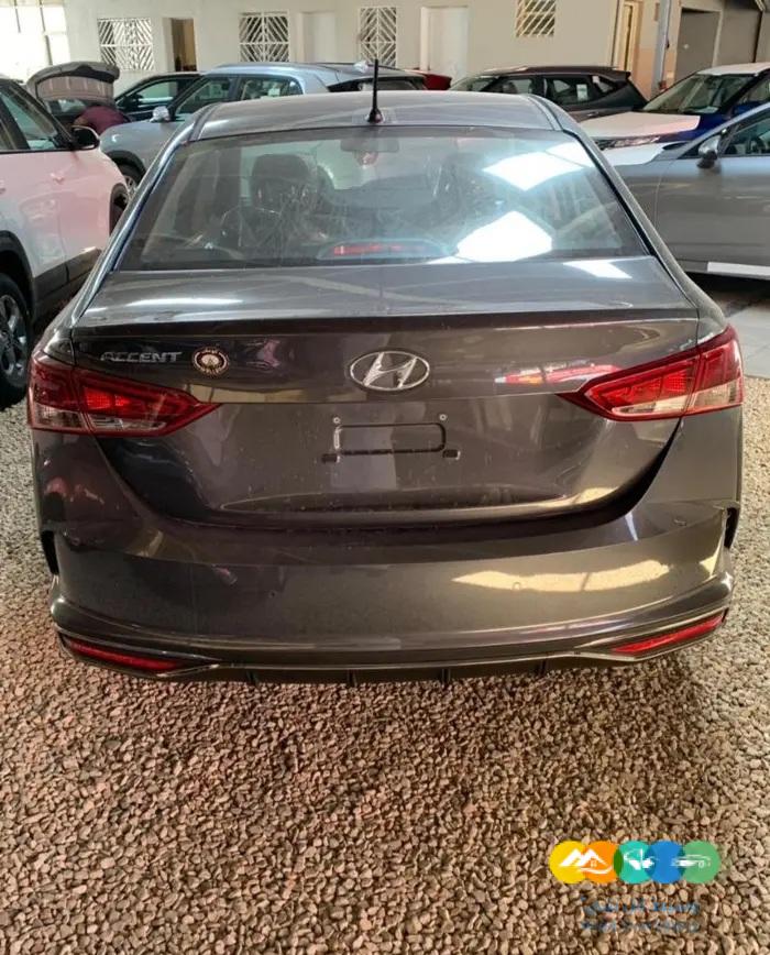 هيونداي اكسنت ستاندر 2023