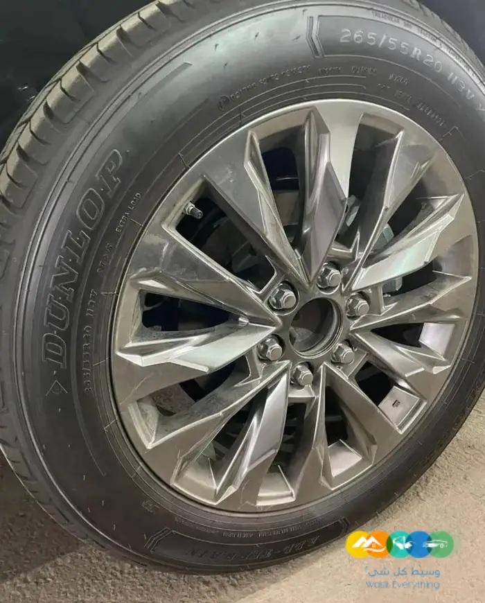 تويوتا لاندكروزر GXR L3 بنزين – 2022