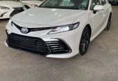 كامري LE مطور 2023 هايبرد اصفار