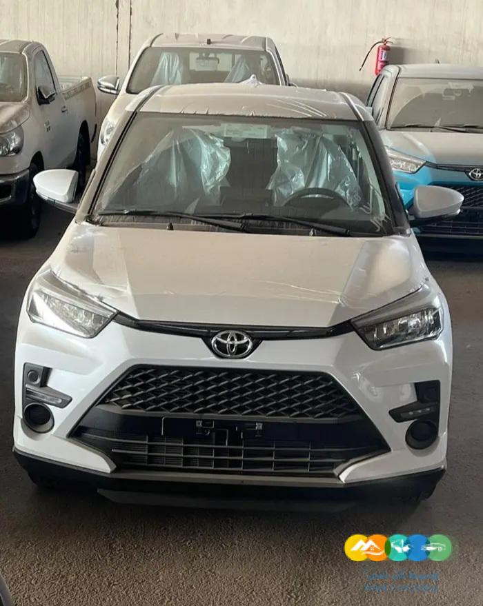 تويوتا رايز 2023 فل كامل اصفار