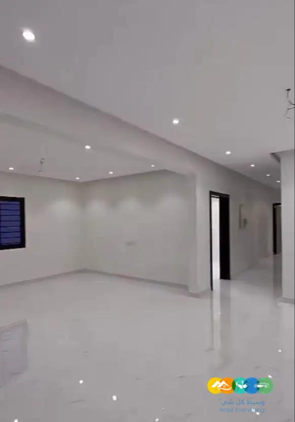 عرض مغري للبيع شقه دور ثاني بموقع مميز ومطل