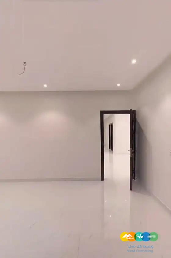 عرض مغري للبيع شقه دور ثاني بموقع مميز ومطل