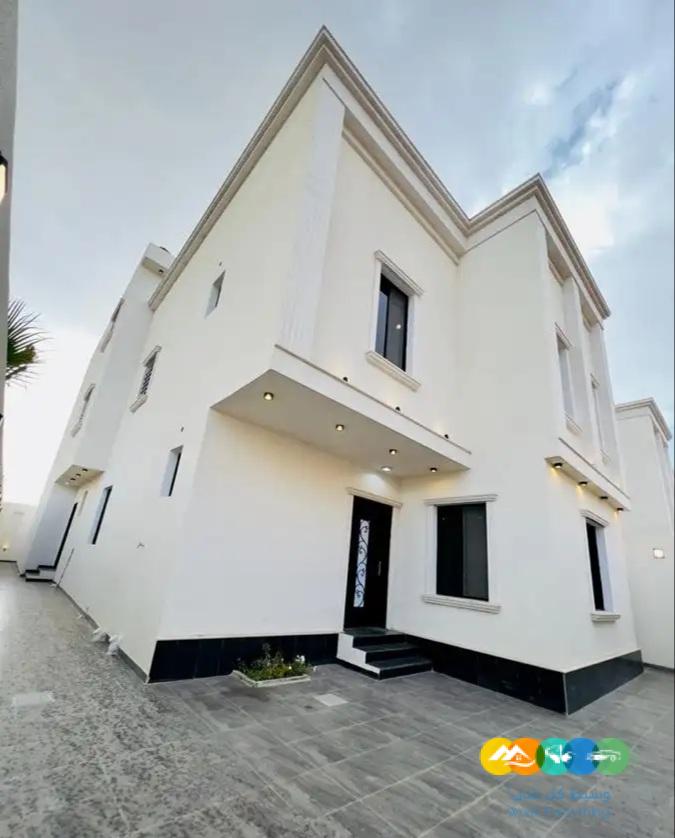 فلل للبيع شمال خميس مشيط