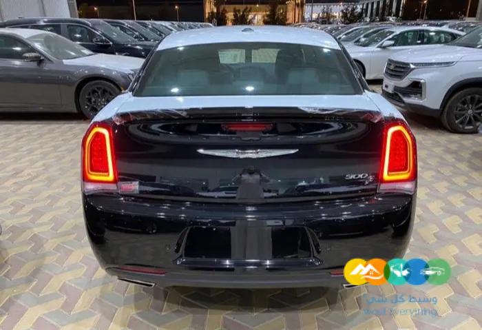 كرايزلر 300Sموديل 2022 فل كامل.سعودى