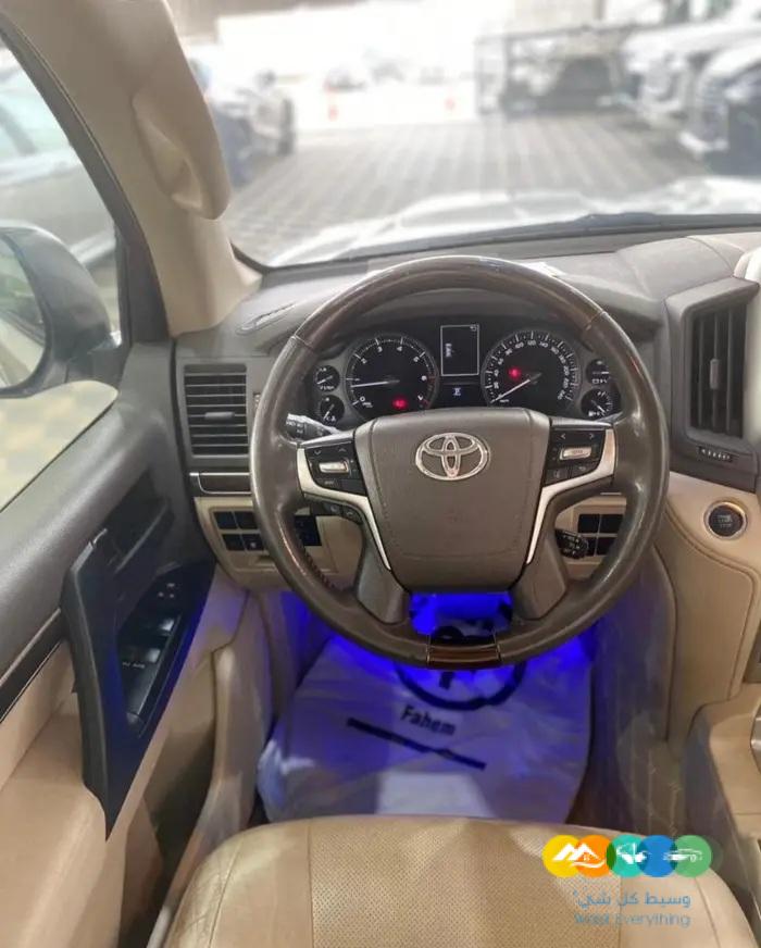 جي اكس ار 2019 بريمي مالك اول ((غير متوفر ))