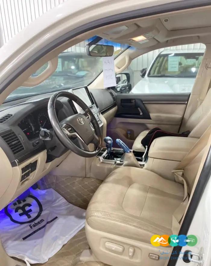 جي اكس ار 2019 بريمي مالك اول ((غير متوفر ))