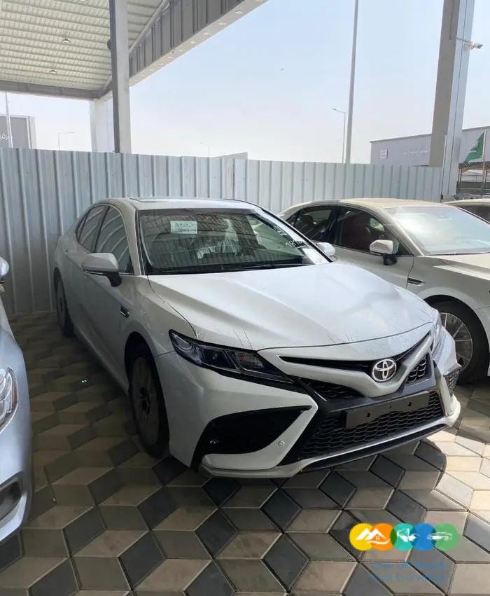 تويوتا كامري SE م 2023